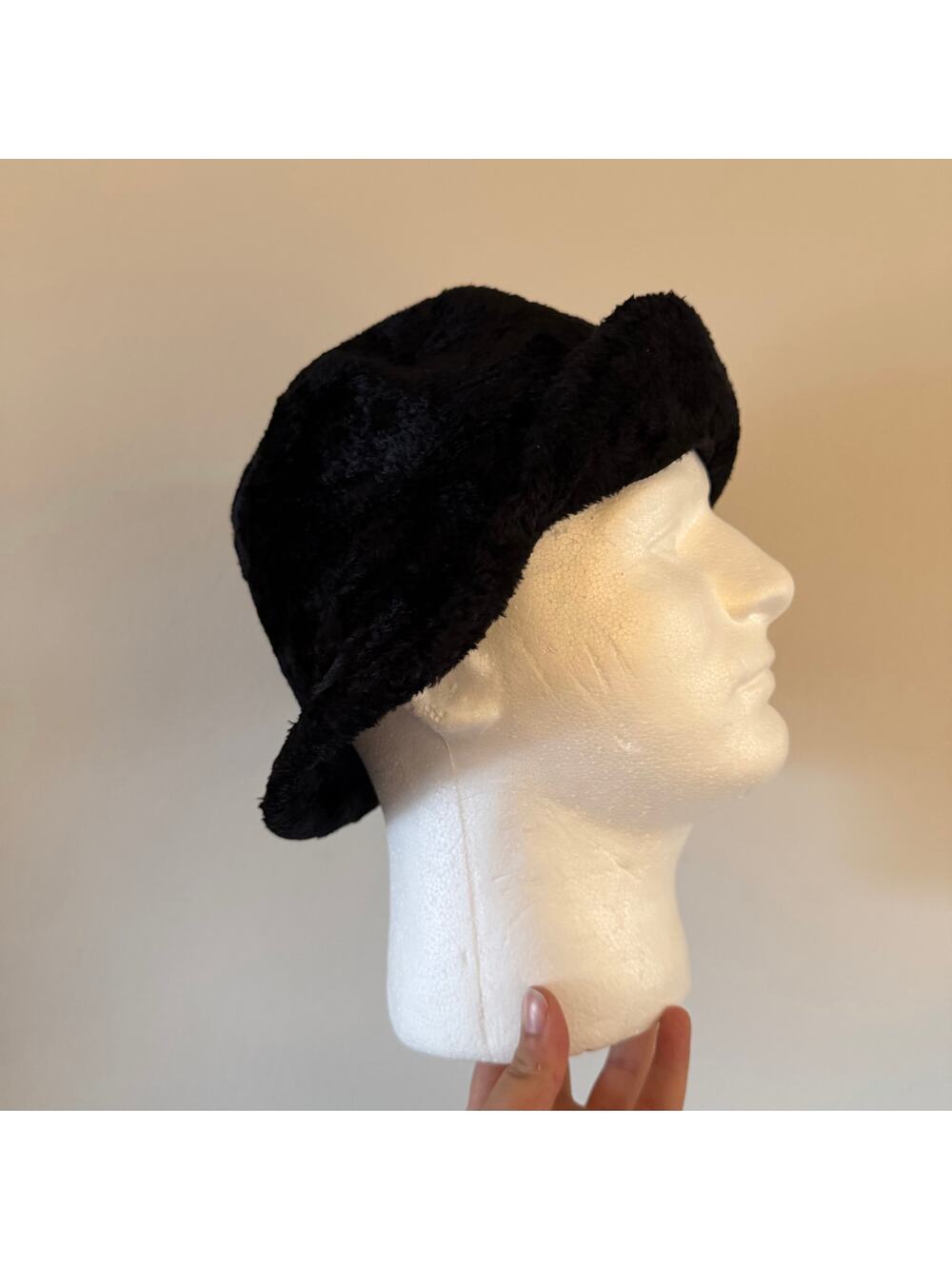 Vtg Y2K 2000s Black Faux Fur Hat Crushed Velvet